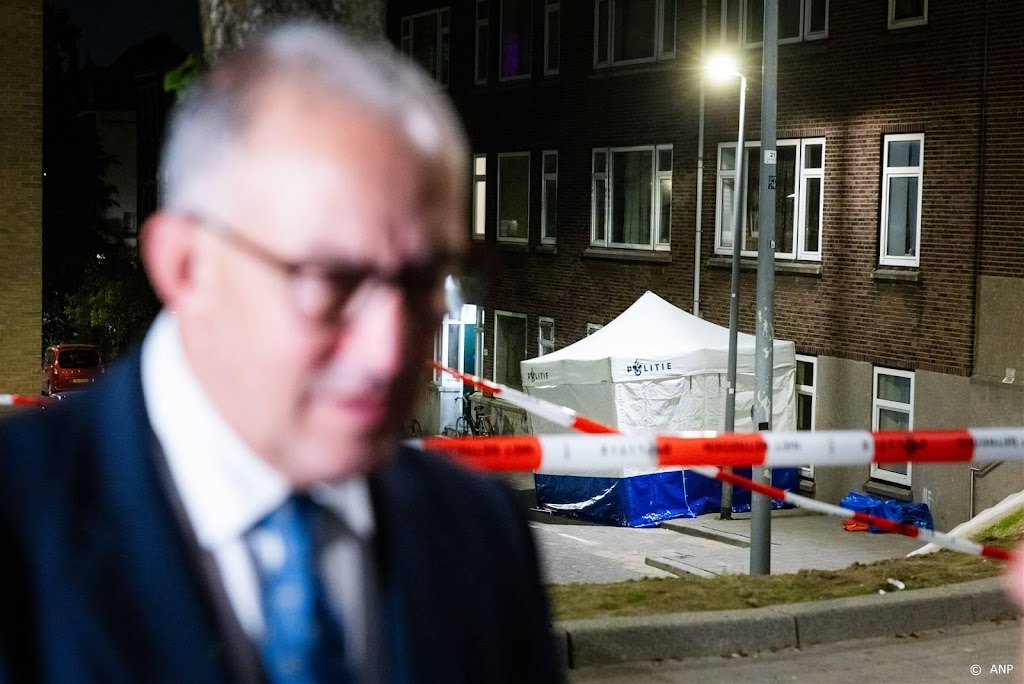 Aboutaleb na bezoek wijkcentrum: mensen hebben het niet meer