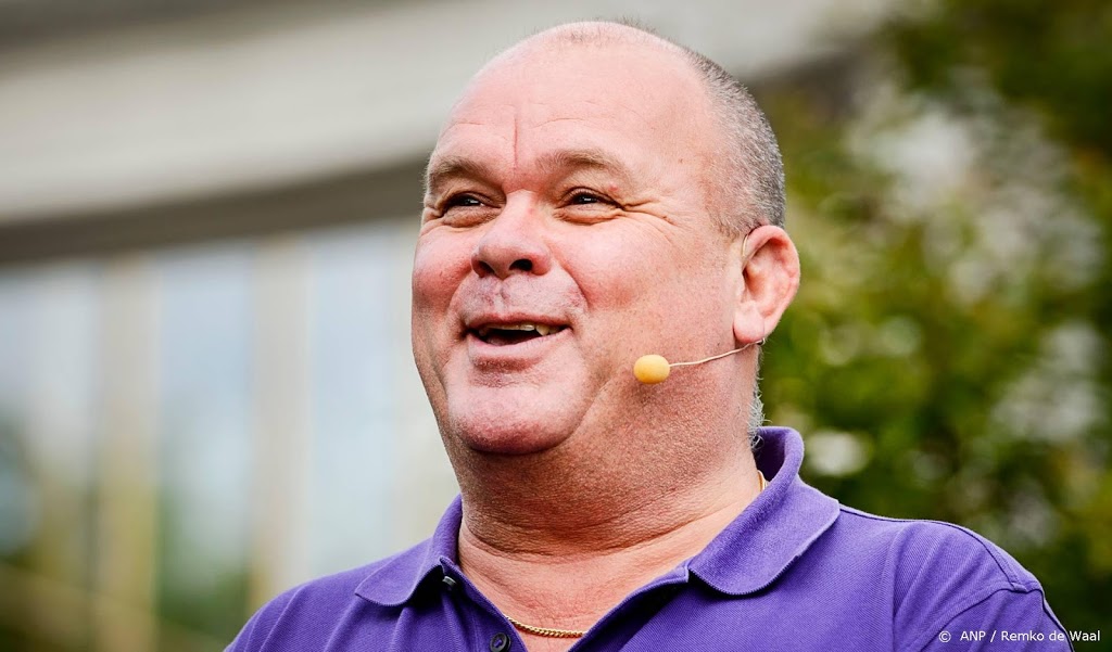 Paul de Leeuw gaat Op1 presenteren met Astrid Joosten