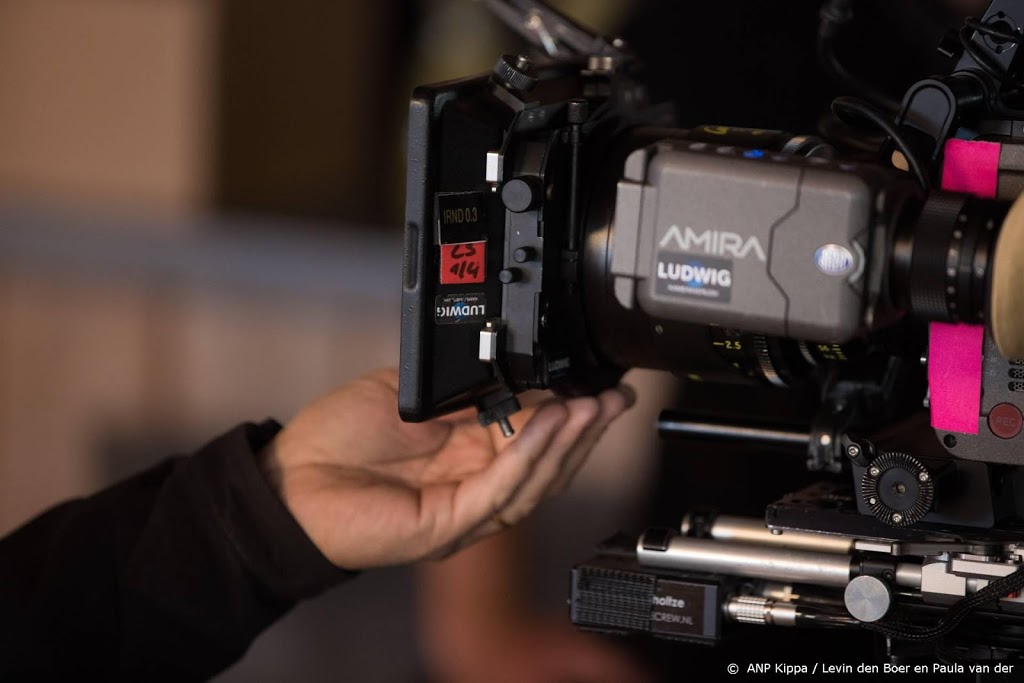 Dieven stelen in Hilversum drie dure camera's van filmploeg