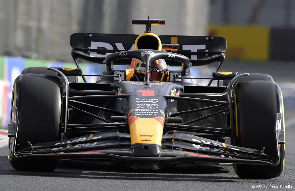 Verstappen zet ook op tweede training snelste tijd neer
