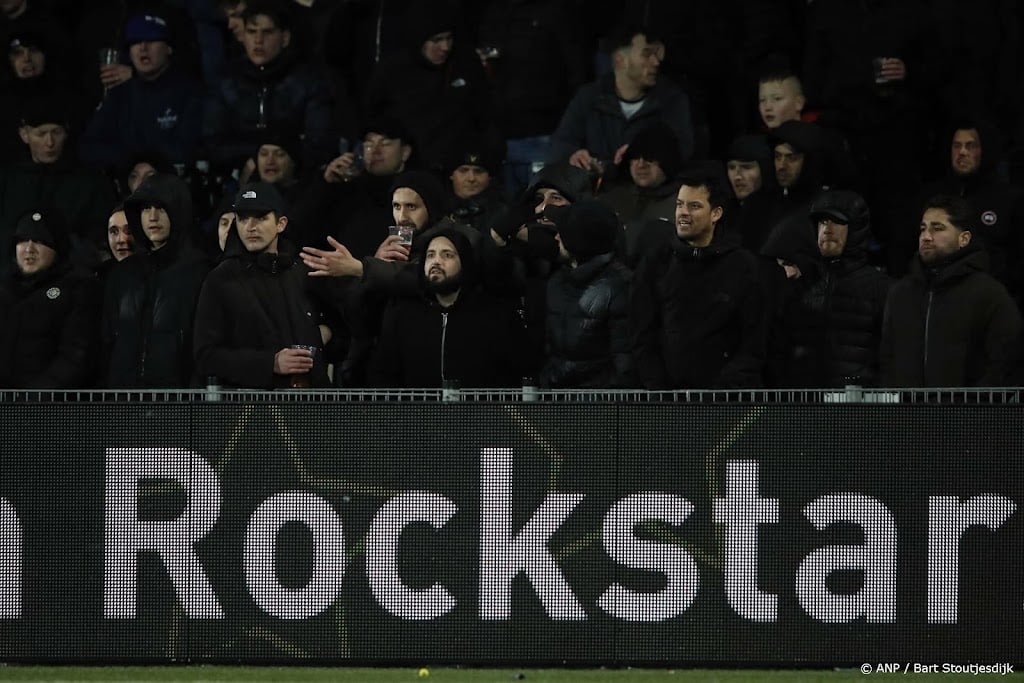 Rellen leggen bekerduel FC Den Bosch - ADO Den Haag stil