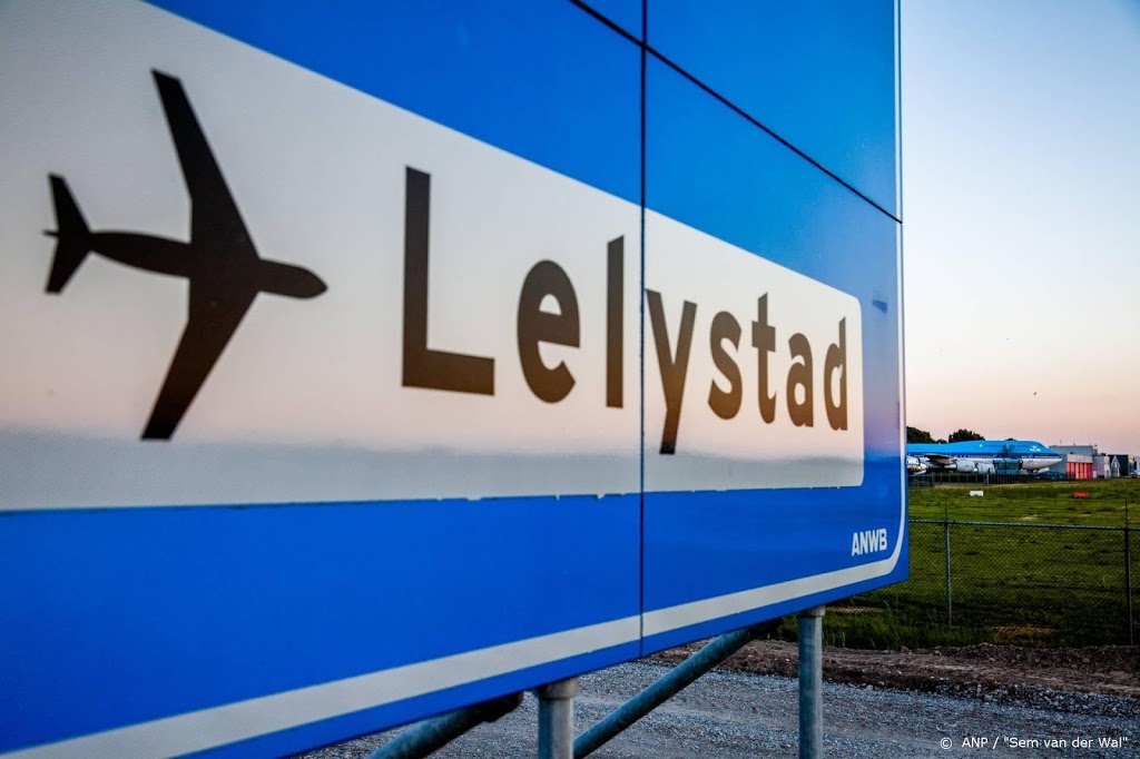 'Veiligheid Lelystad Airport in gevaar'  