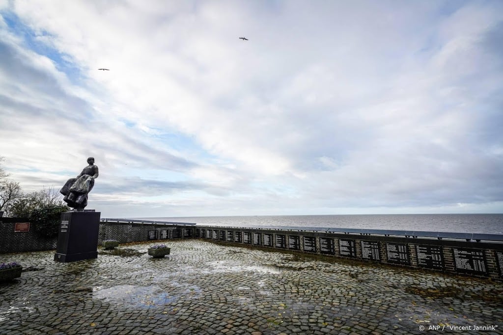 'Gezonken vissersboot drama voor Urk'