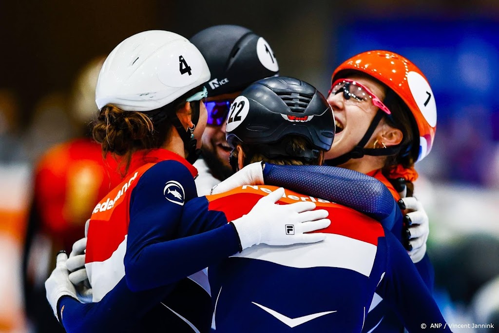 Goud voor Nederlandse shorttrackers op gemengde estafette 