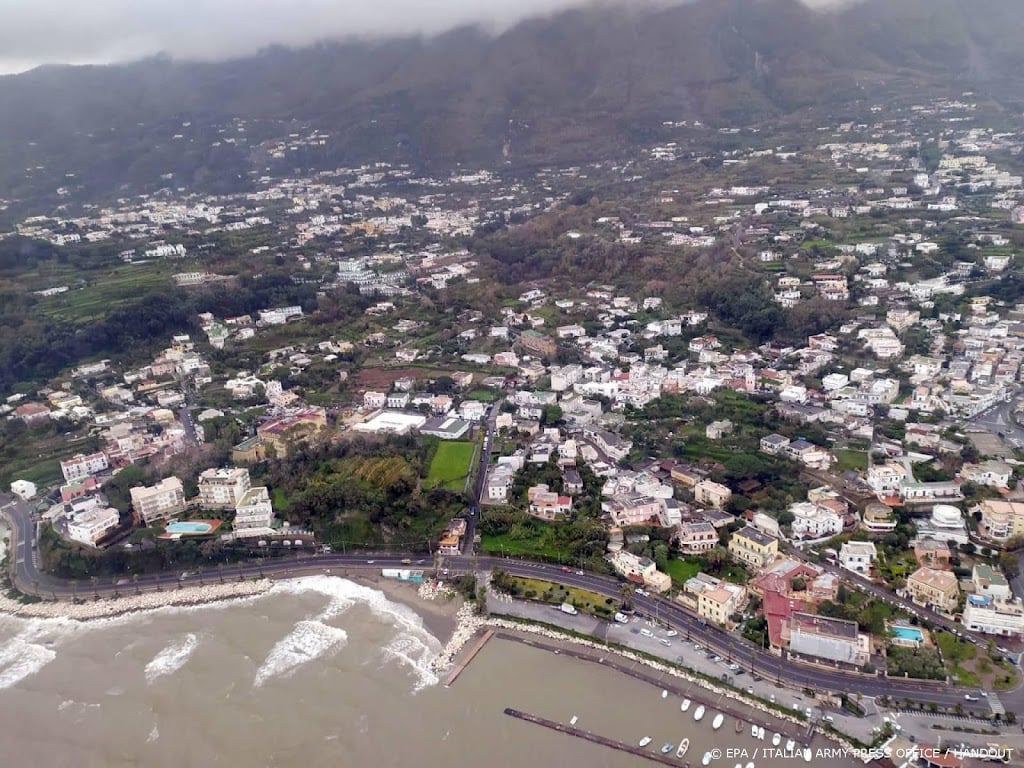Aardverschuiving Ischia mogelijk gevolg van illegale bouw