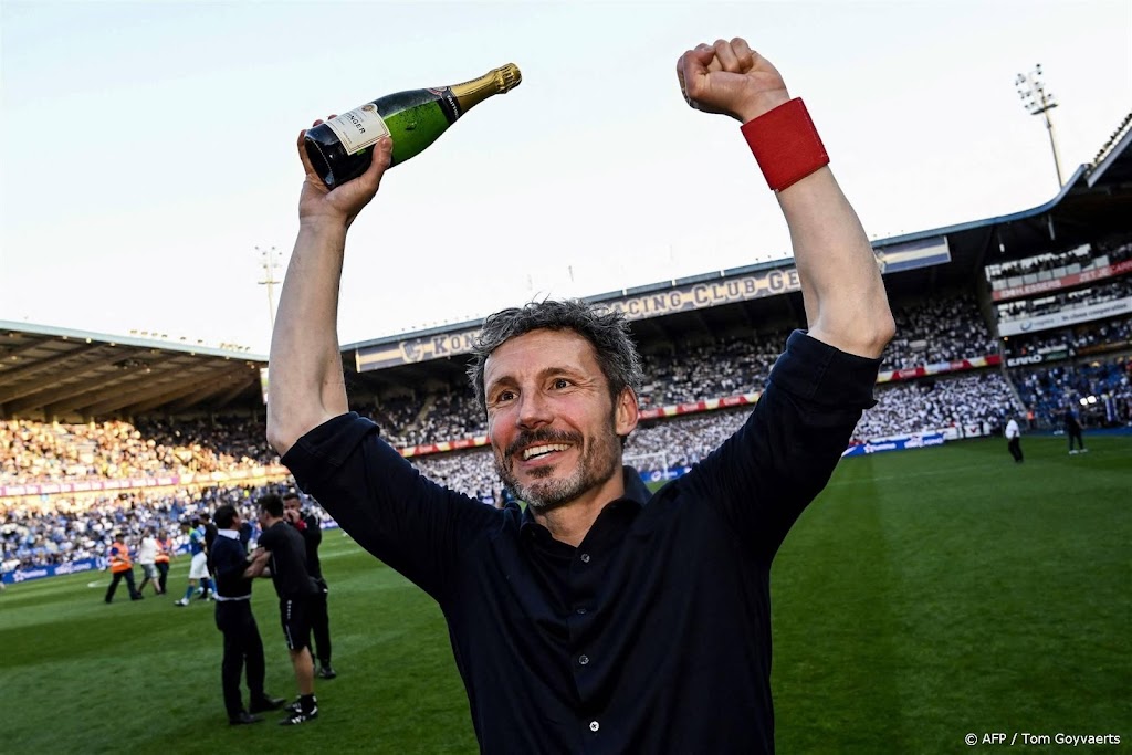 Van Bommel genomineerd voor Coach van het Jaar in België 