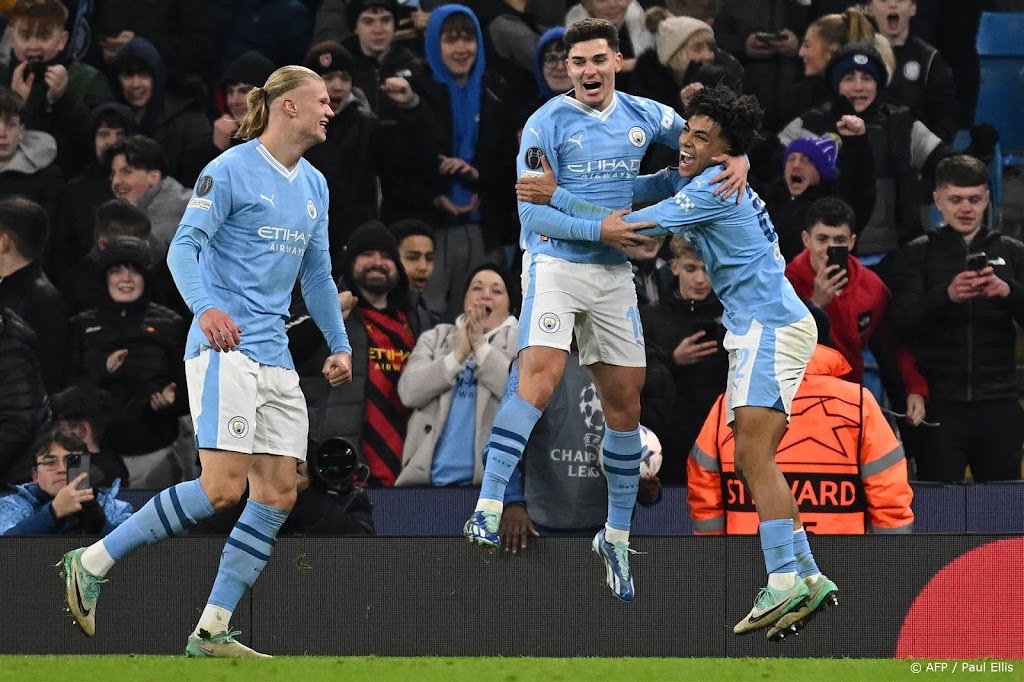 Manchester City herstelt achterstand en wint groep  