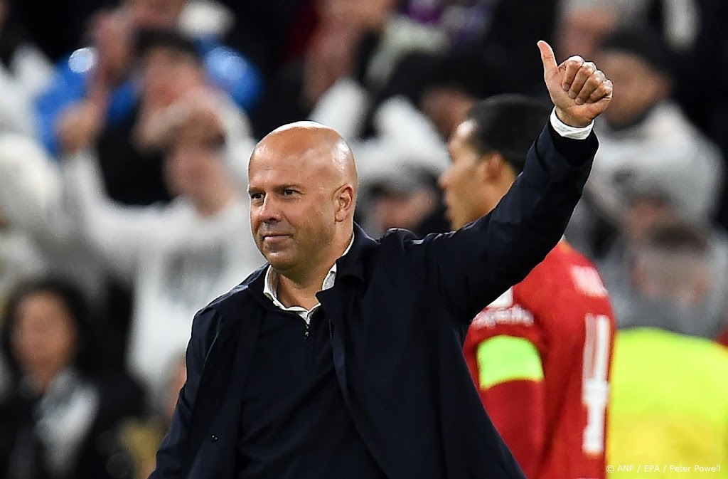 Slot blijft ook nuchter na zege op titelhouder Real Madrid