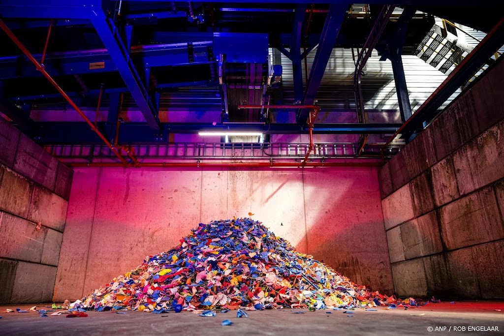 Afvalverwerker Renewi flink omhoog op Damrak door overnamegerucht