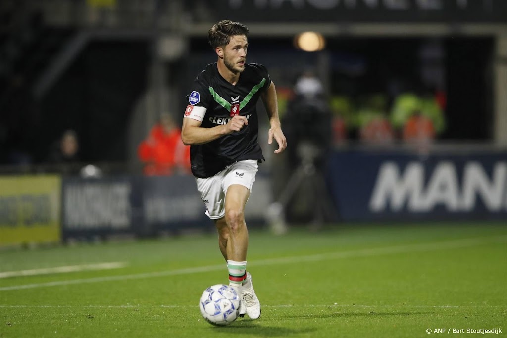 Van Wolfswinkel in de spits bij FC Twente tegen Union