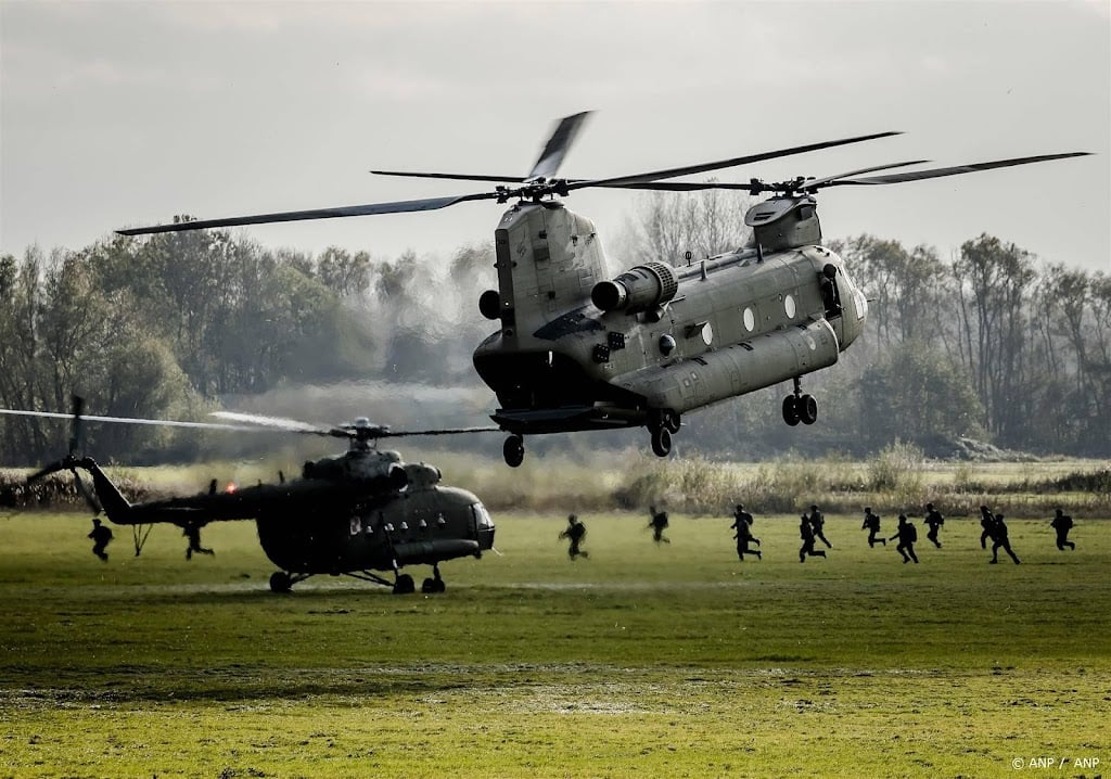 Bevelhebber landmacht waarschuwt voor oorlog met Rusland