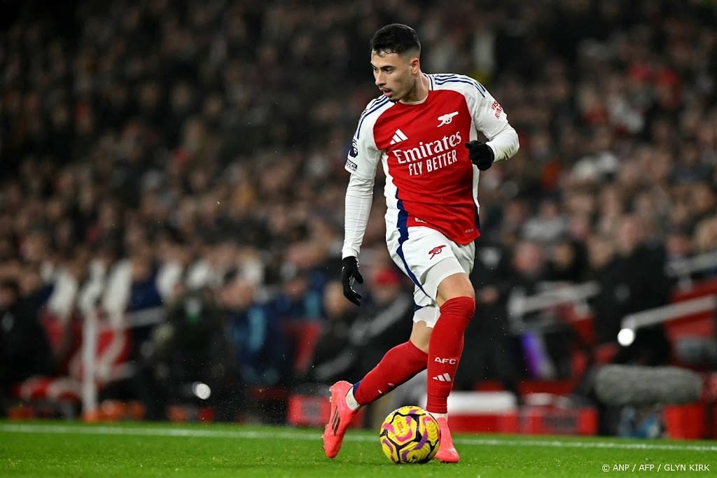 Arsenal klimt dankzij kleine zege op Ipswich naar tweede plaats