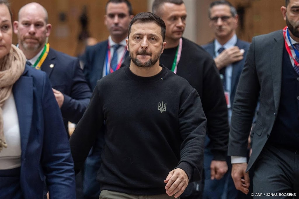 Zelensky hekelt dreigement Fico over stopzetten stroomtoevoer