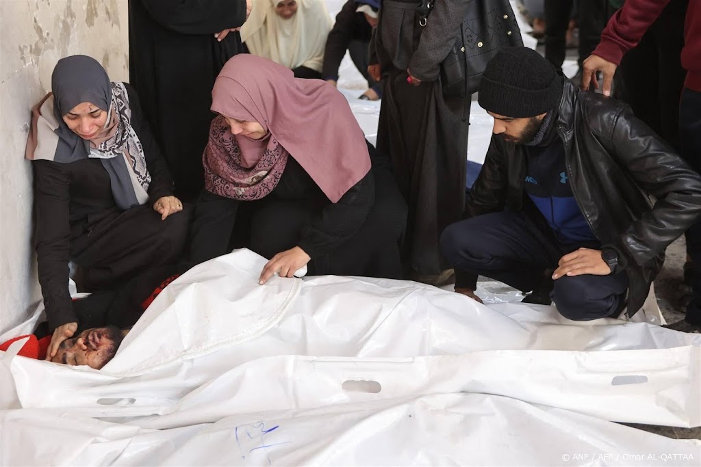 Israël meldt 240 aanhoudingen na inval ziekenhuis, WHO ontstemd