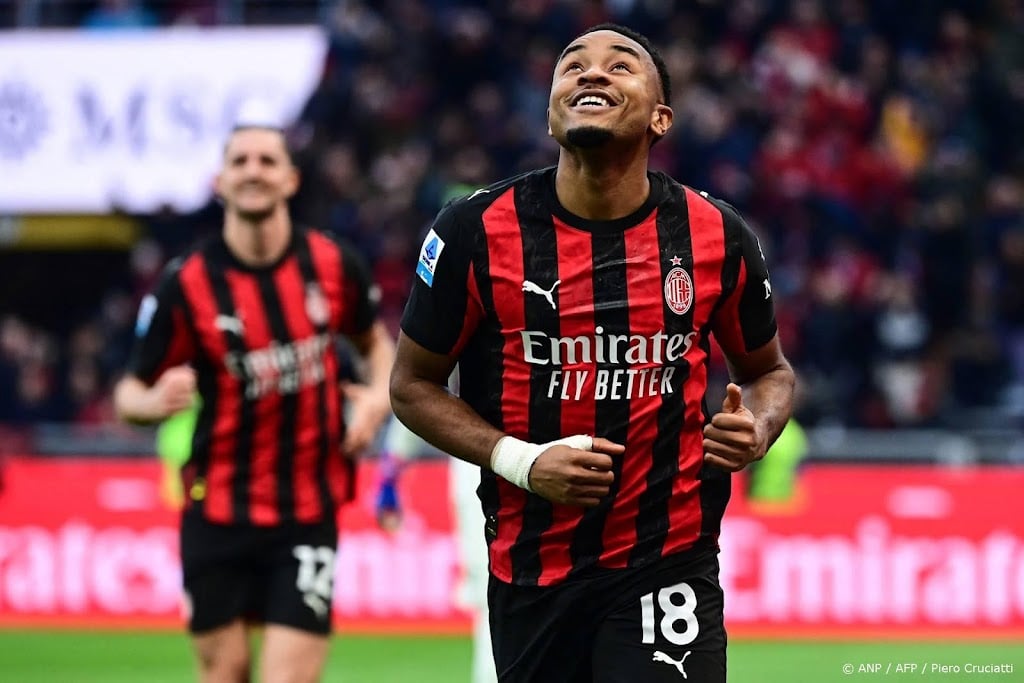 AC Milan voorlopig koploper in Serie A na zege op Hellas Verona