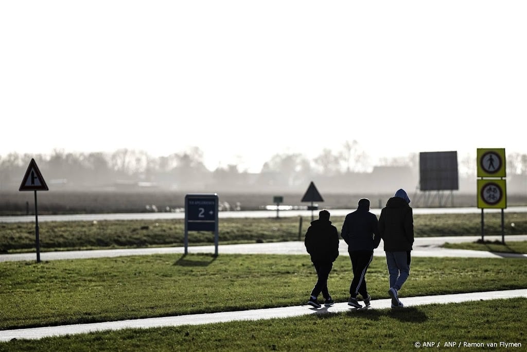 Instroom asielzoekers is stabiel, maar hoger dan vorig jaar