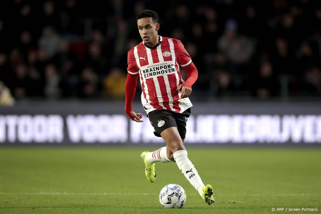 PSV verkoopt verdediger Oppegard aan Auxerre