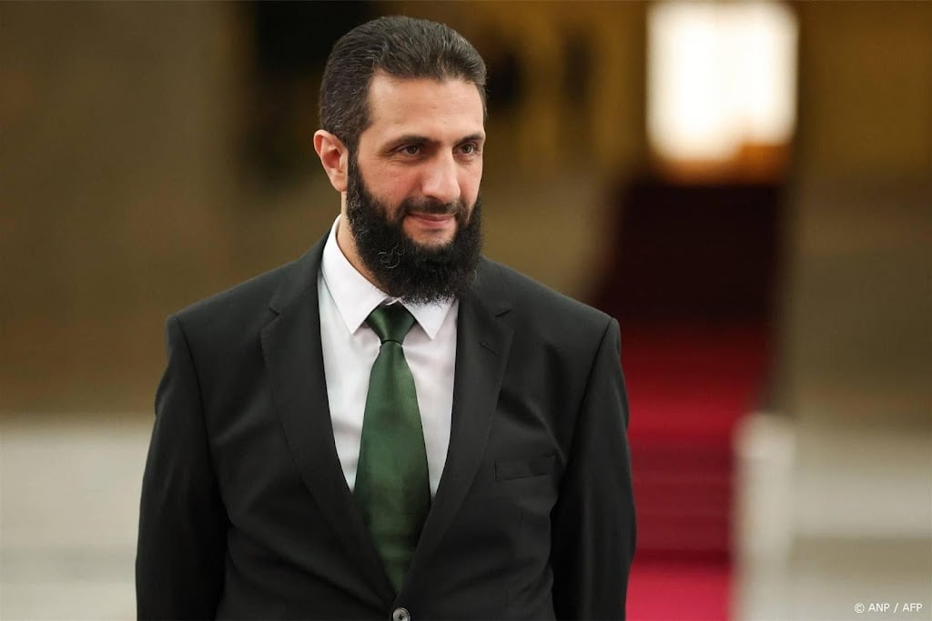 HTS-leider al-Sharaa nieuwe overgangspresident van Syrië