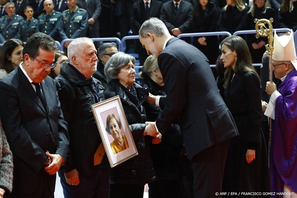 Spaans koningspaar steunt nabestaanden treinramp 