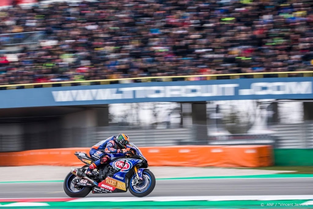 Van der Mark net buiten podium in openingsrace WK Superbike
