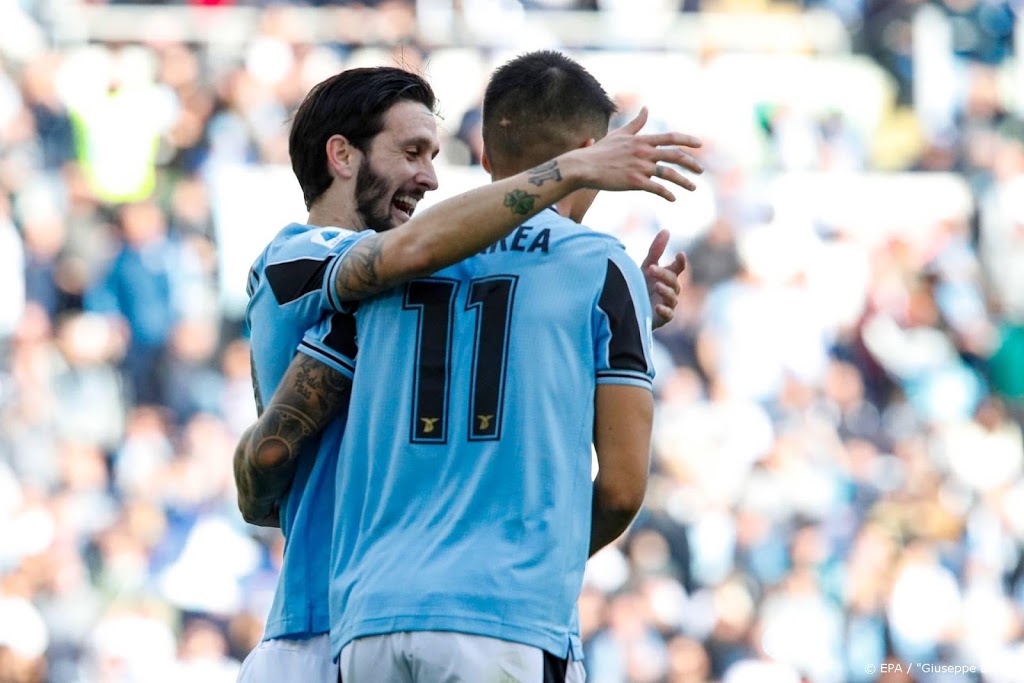 Lazio wint en haalt koploper Juventus in