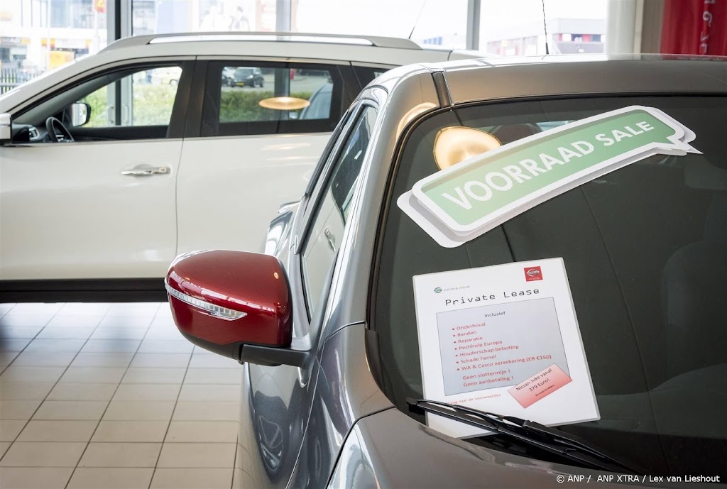 Autobranche boekt hogere omzet, stijging nam eind vorig jaar af