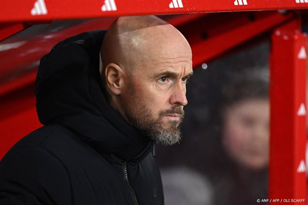 Ten Hag roemt Fernandes en Varane na zege United op Nottingham