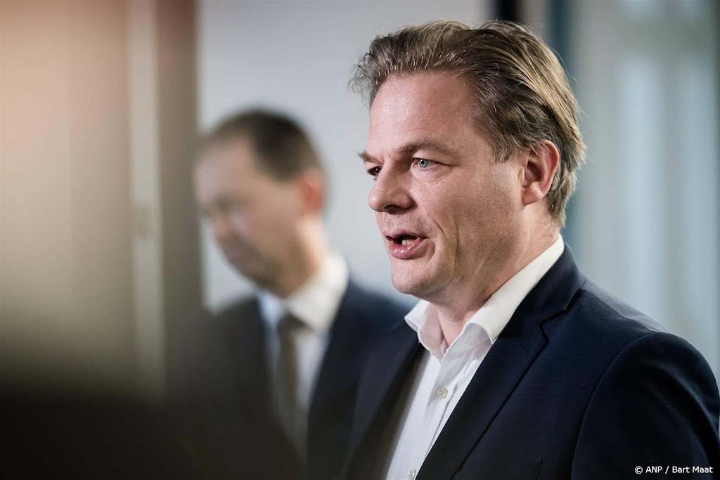 Omtzigt ziet twee opties: gedogen of extraparlementair kabinet