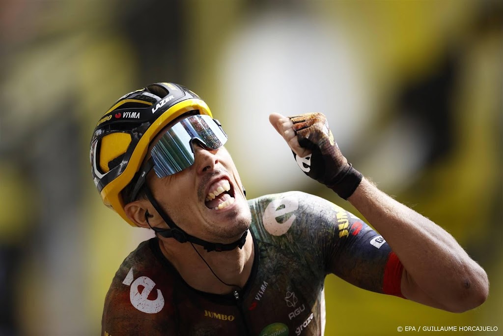 Laporte wint wielerkoers Dwars door Vlaanderen op eigen kracht