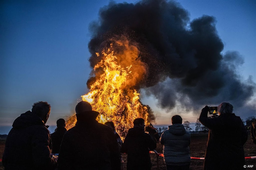 Waarschuwing voor slechte luchtkwaliteit door paasvuren