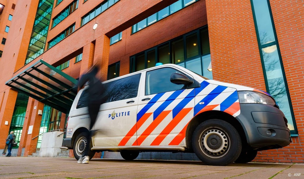 OM: zoon vermoordde moeder in opdracht stemmen