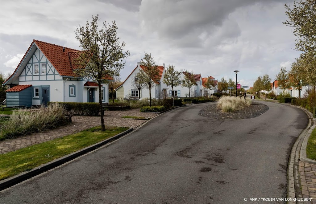 Zeeland zet deur voor toerisme weer op kier