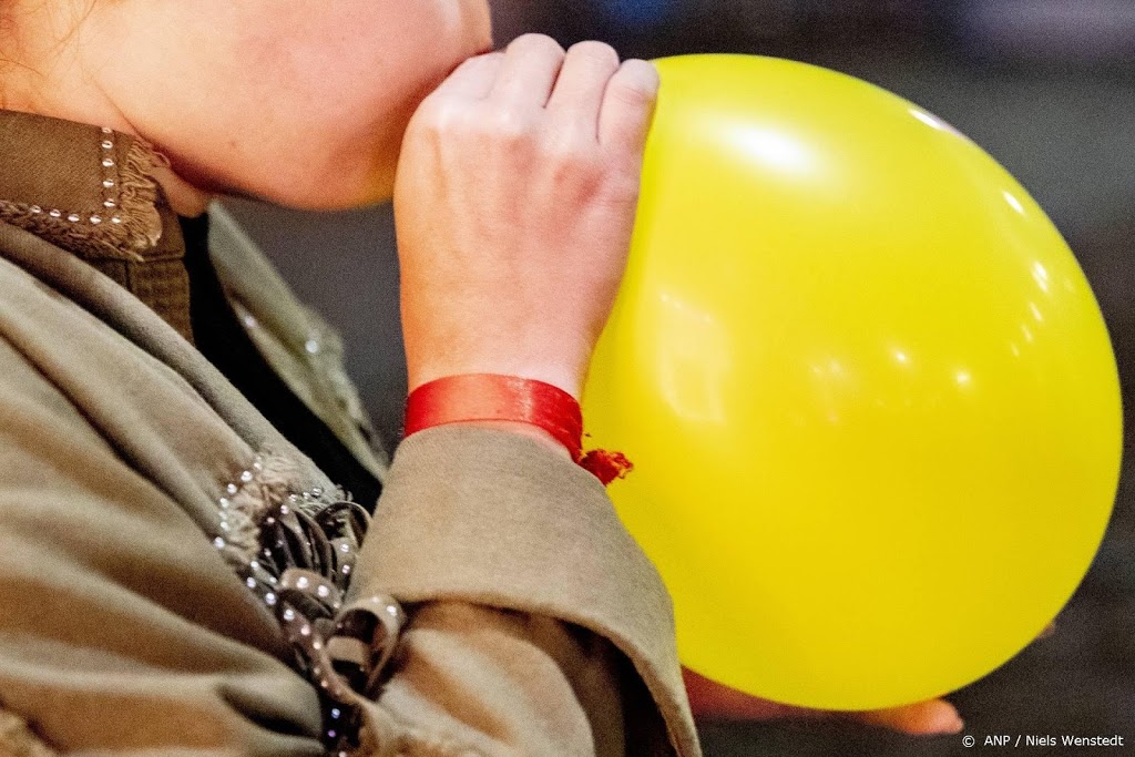 Amsterdamse gemeenteraad stemt in met verbod op lachgas