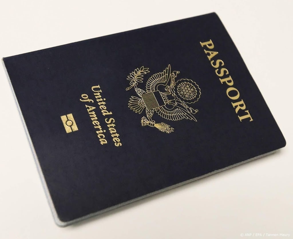 Trump laat zijn foto op Amerikaanse paspoorten plaatsen