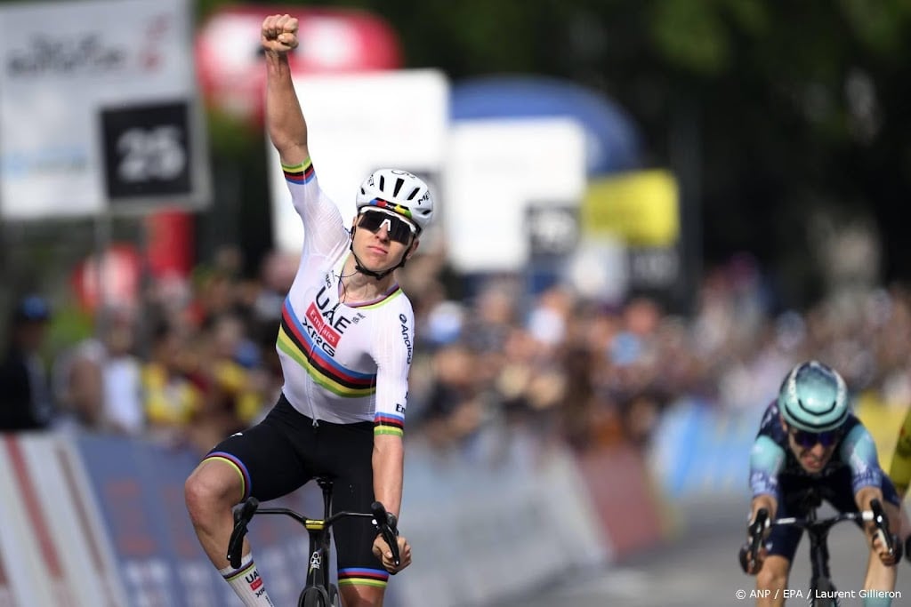 Pogacar wint etappe en pakt leiding in Ronde van Romandië
