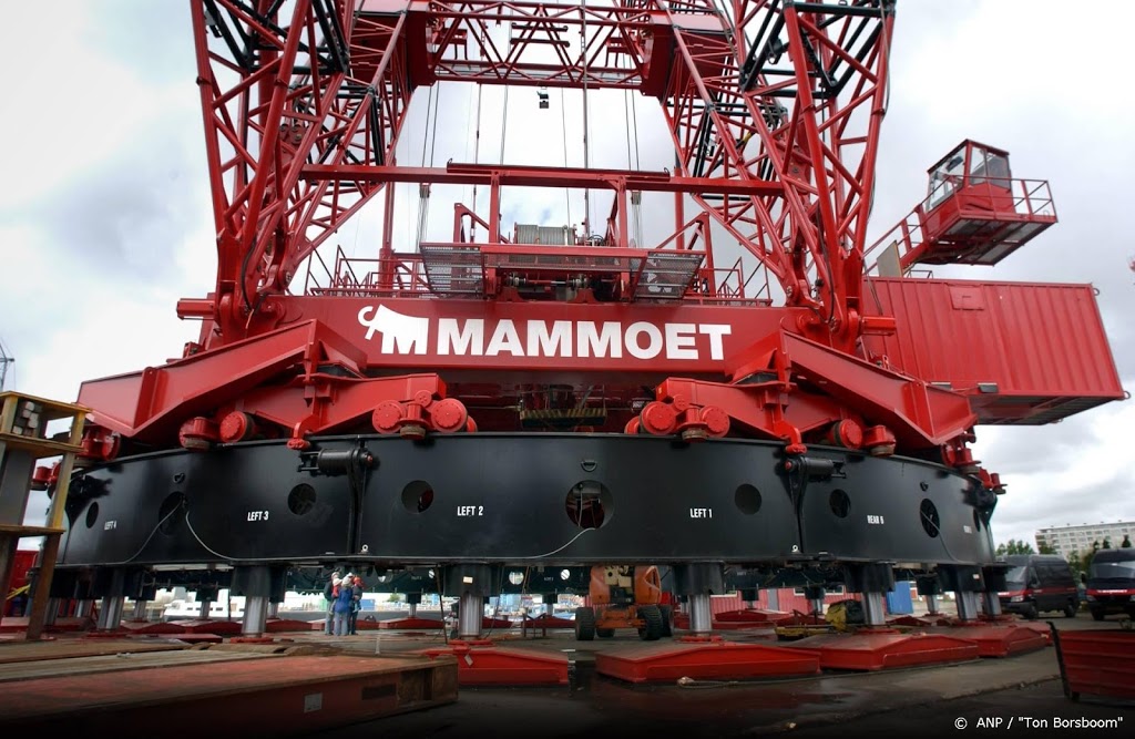 Grootste klus ooit voor hijsbedrijf Mammoet