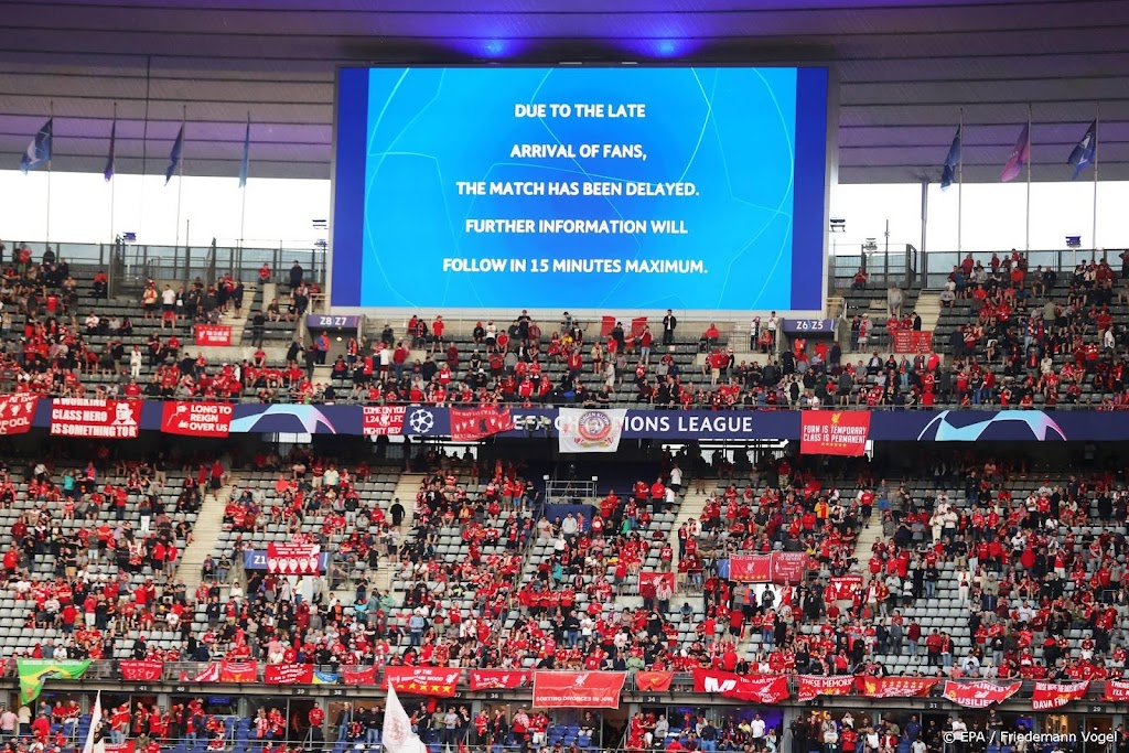 Liverpool boos over 'puinhoop' buiten Stade de France bij finale