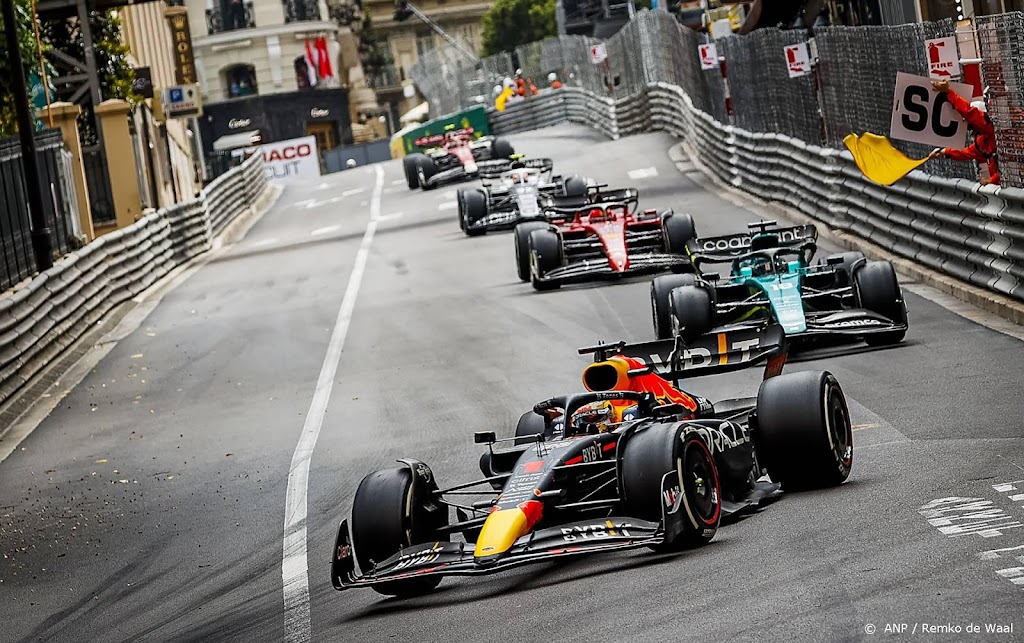 Verstappen derde in chaotische GP van Monaco, Pérez wint