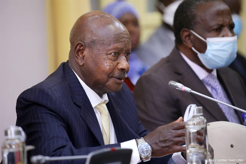 President Oeganda stemt in met omstreden antihomowetgeving