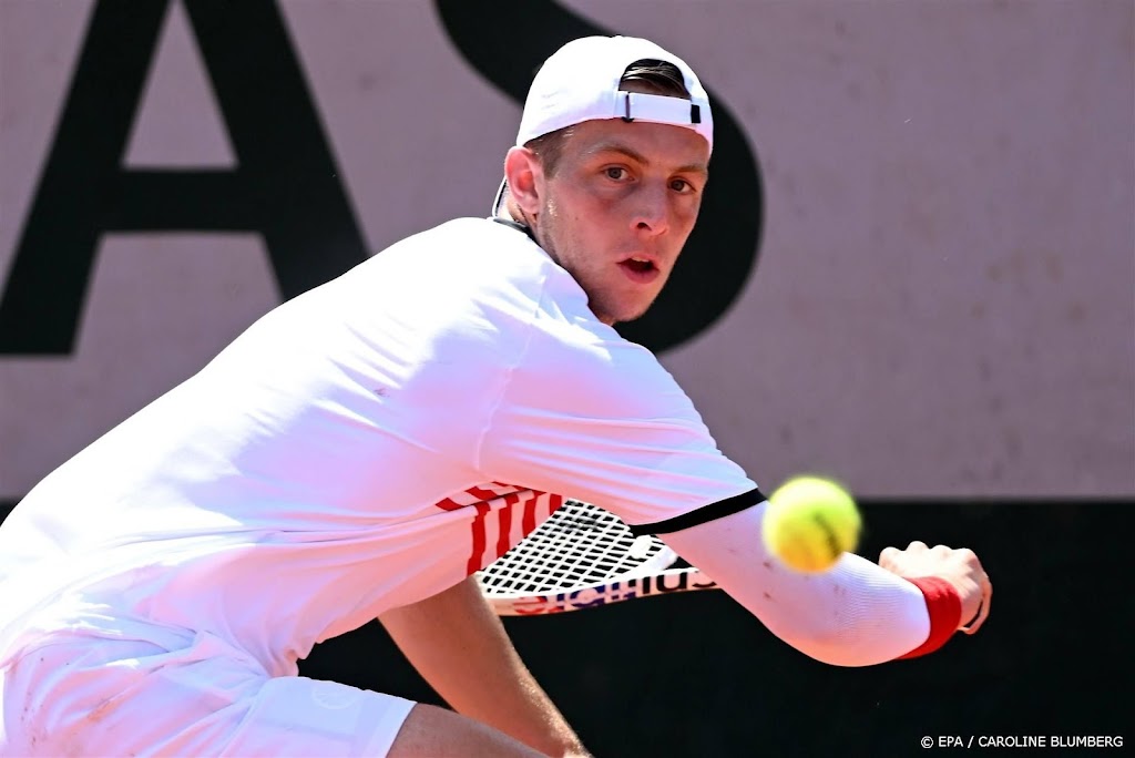 Tennisser Griekspoor en coach Vliegen leggen ruzie bij