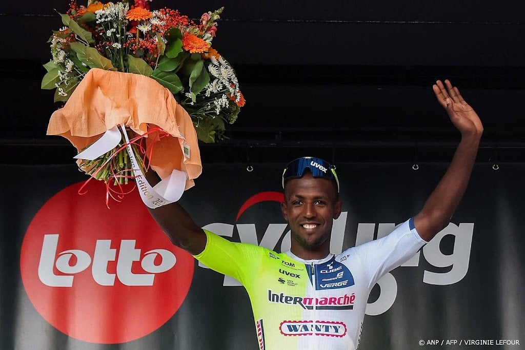 Wielrenner Girmay wint eendagskoers Circuit Franco-Belge