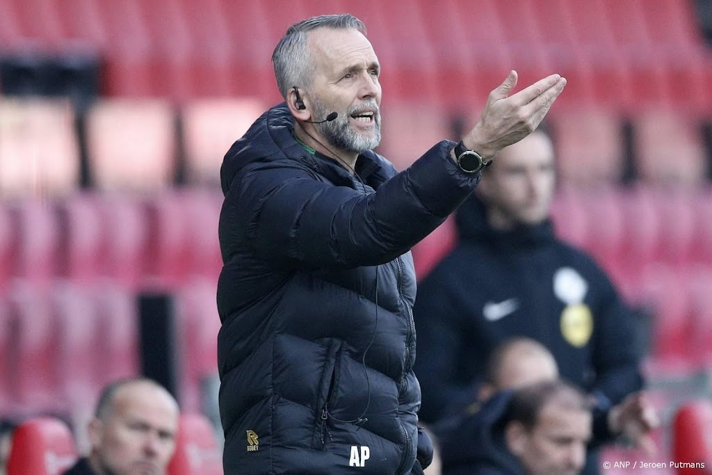 Poldervaart vervangt Bosschaart als trainer beloften Feyenoord
