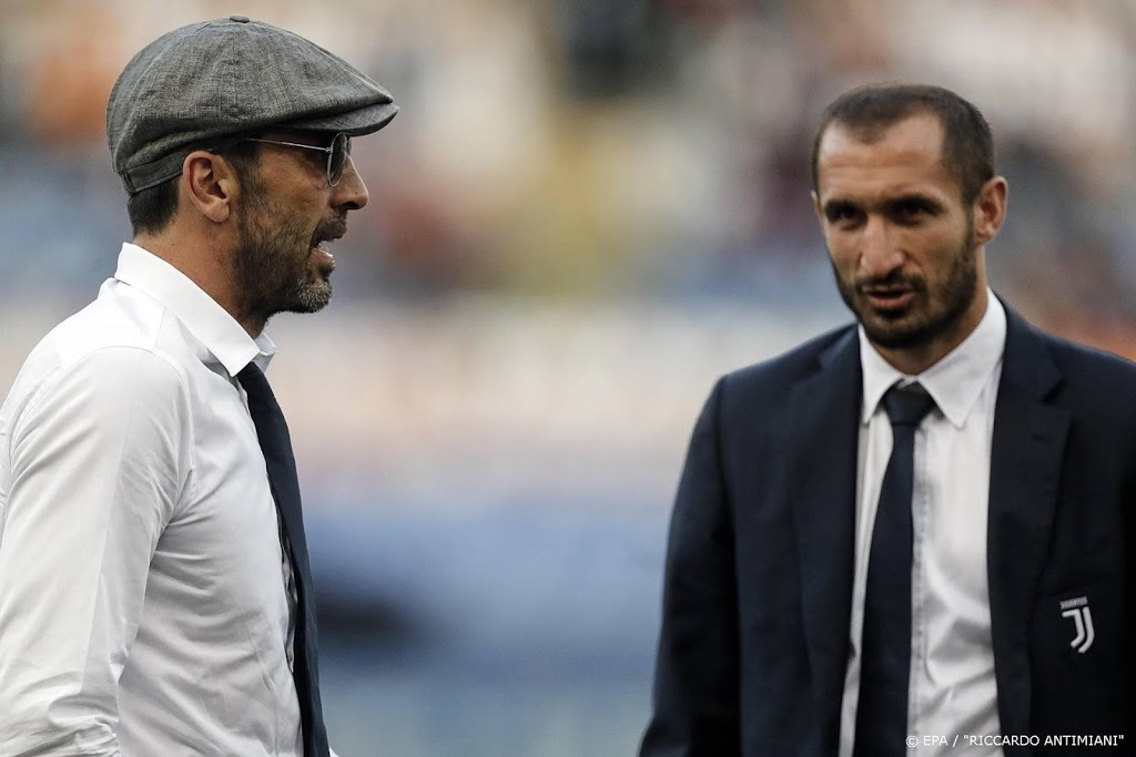 Buffon (42) en Chiellini (35) ook volgend seizoen bij Juventus