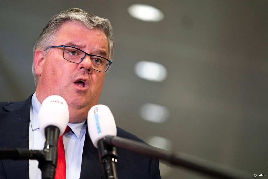 'Verwacht geen grote evenementen deze zomer' 