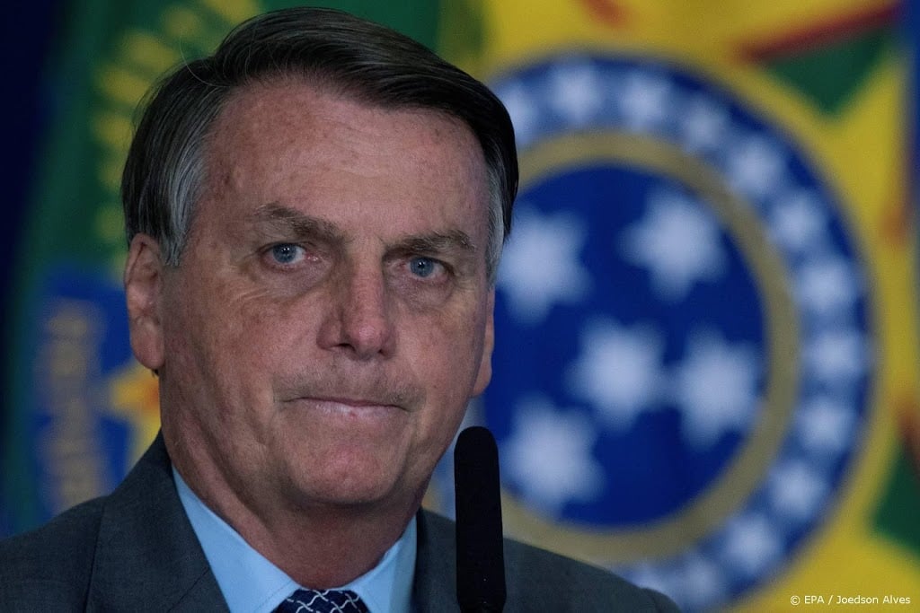 Senator dient strafrechtelijke klacht in tegen Bolsonaro