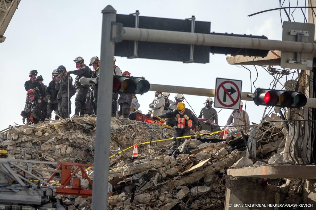 Steeds minder hoop op vinden overlevenden ingestort pand VS