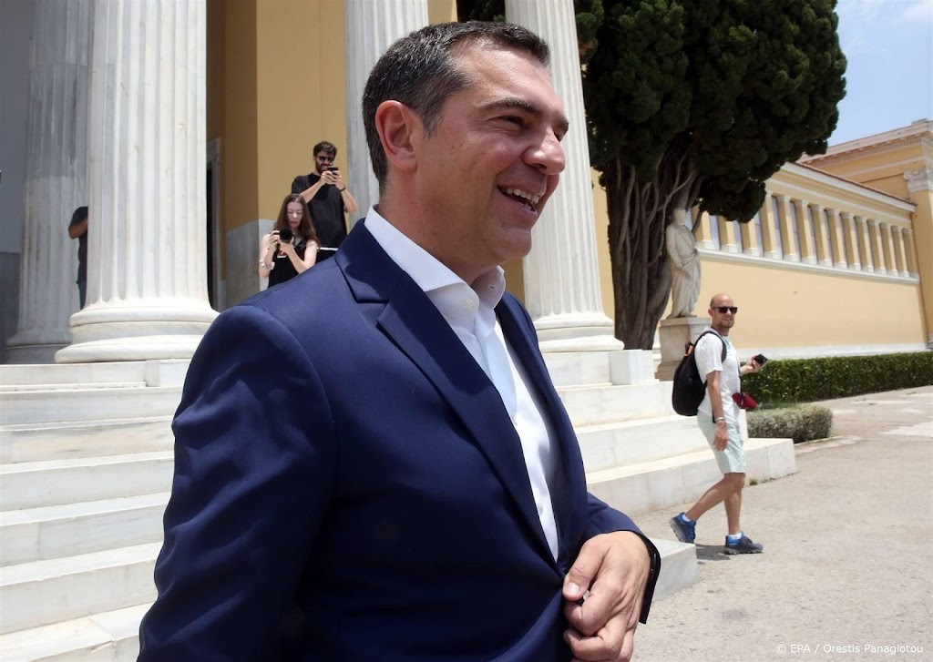 Griekse oud-premier Tsipras stapt op als partijleider