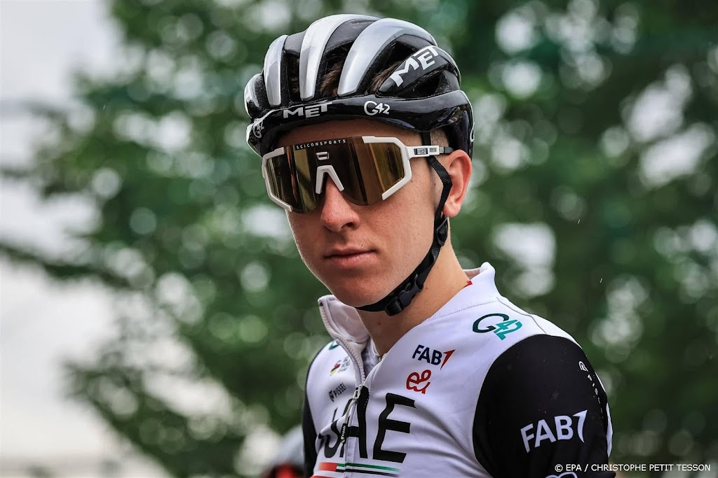 Pogacar focust zich niet op concurrent Vingegaard in Tour