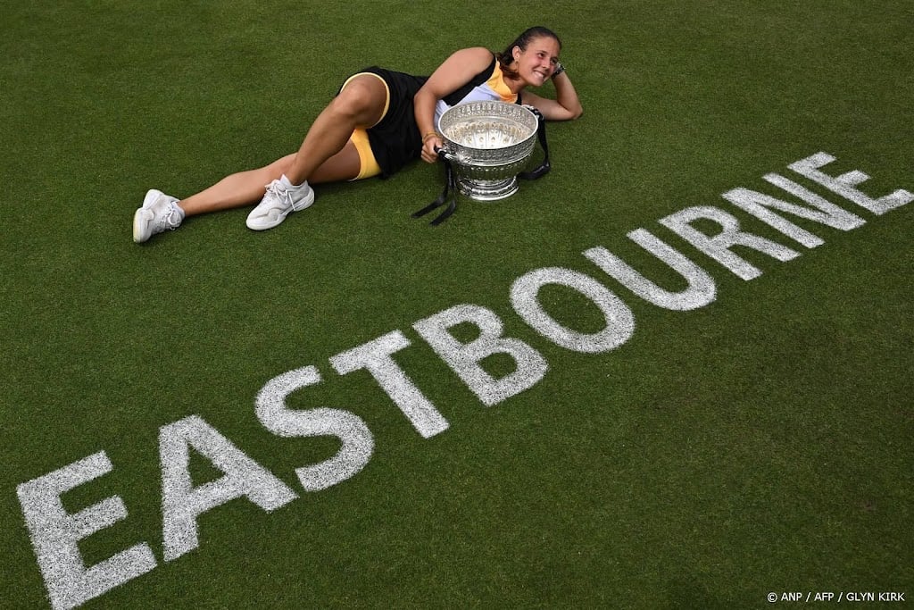 Tennisster Kasatkina pakt in Eastbourne eerste titel van 2024