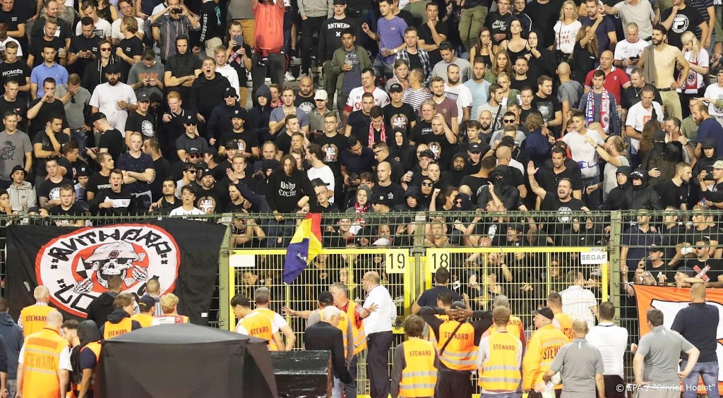 Profvoetbal in Antwerpen voorlopig ook verboden